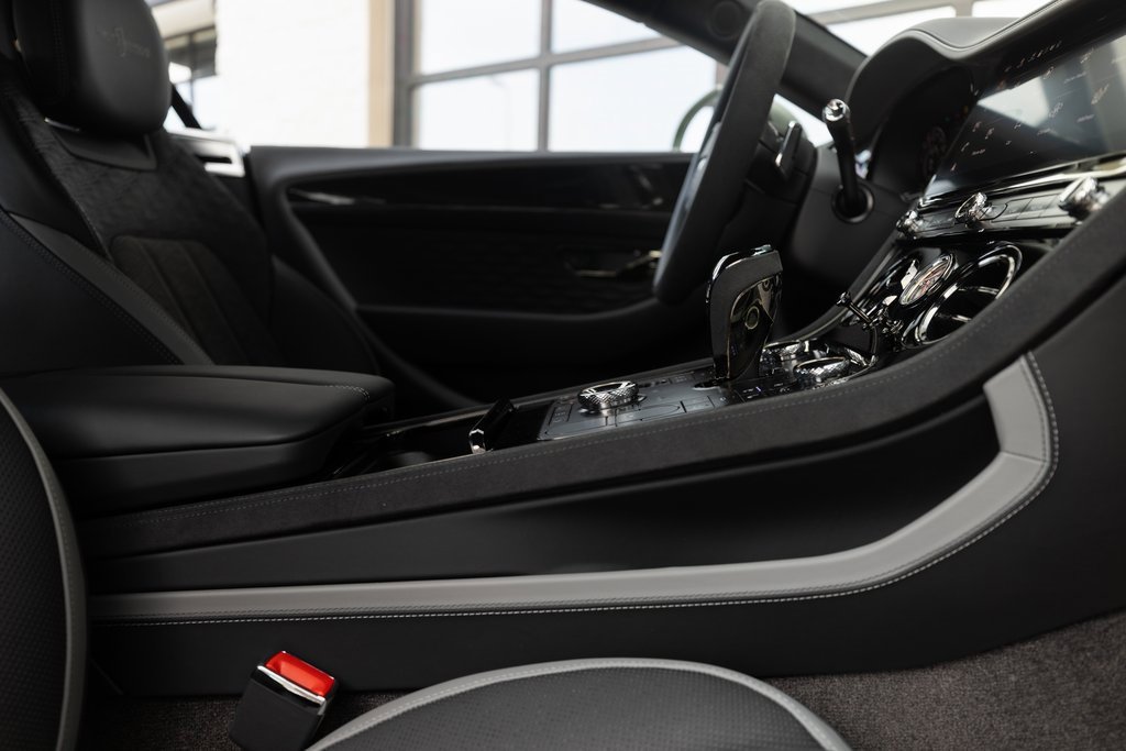 Used 2025 Bentley Continental GT Speed image 42