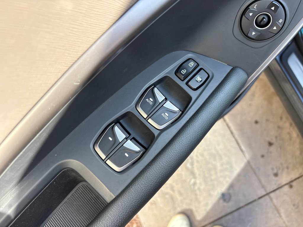 Used 2019 Hyundai Santa Fe XL FWD image 23