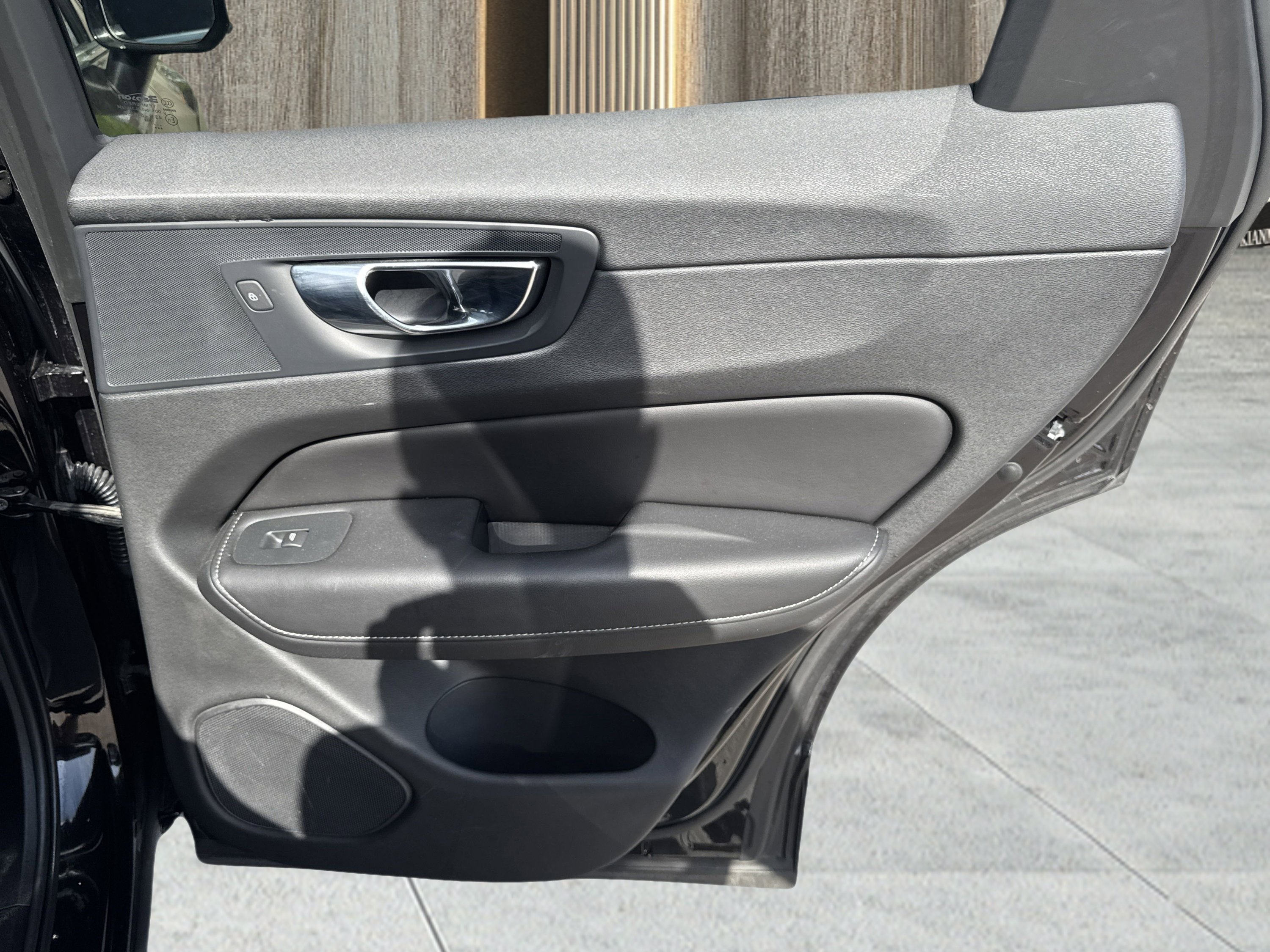 Used 2021 Volvo XC60 T5 Inscription image 35