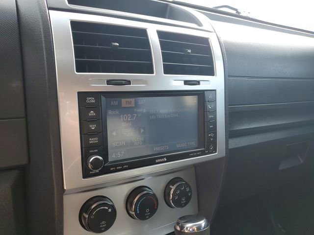 Used 2008 Dodge Nitro R/T image 14