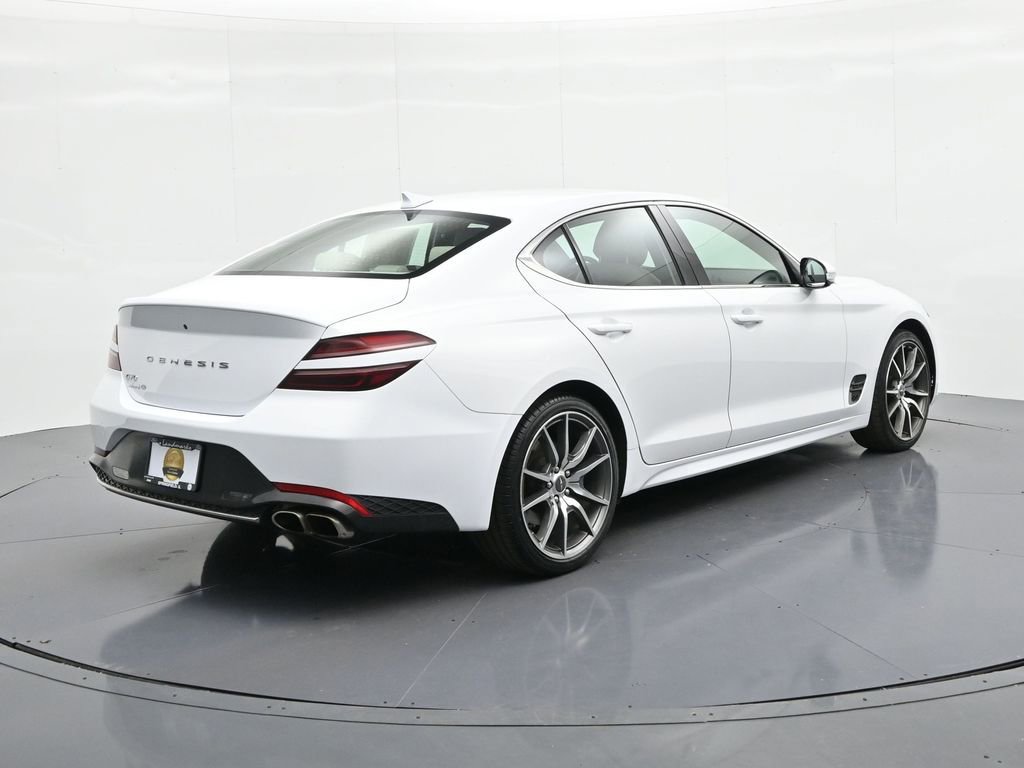 Used 2023 Genesis G70 2.0T image 6