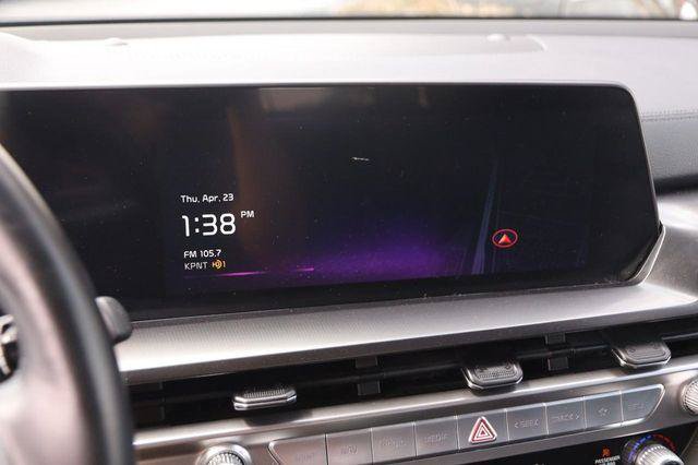 Used 2025 Kia Telluride S AWD/4WD image 18