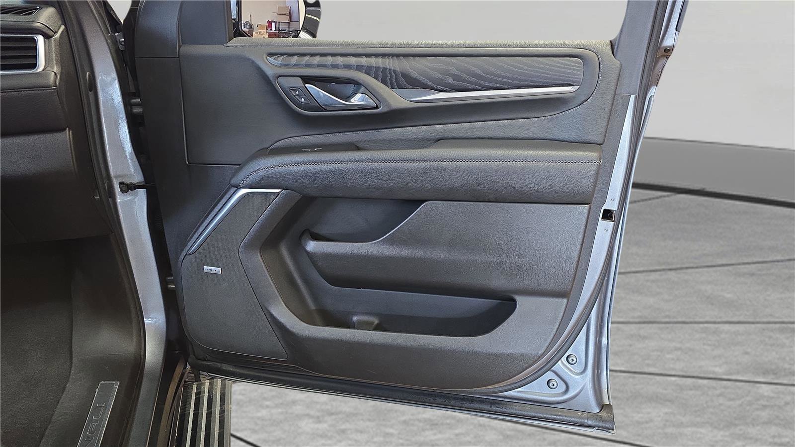 Used 2021 GMC Yukon Denali w/ Denali Ultimate Package image 31