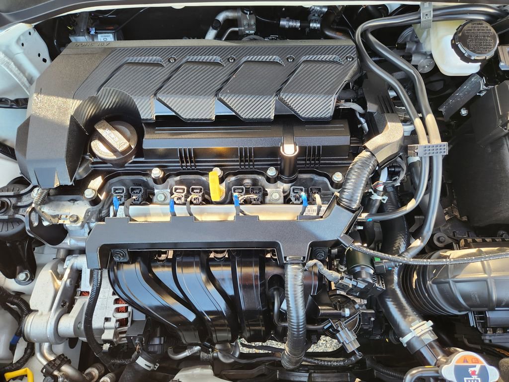 Used 2024 Hyundai Venue Limited image 30