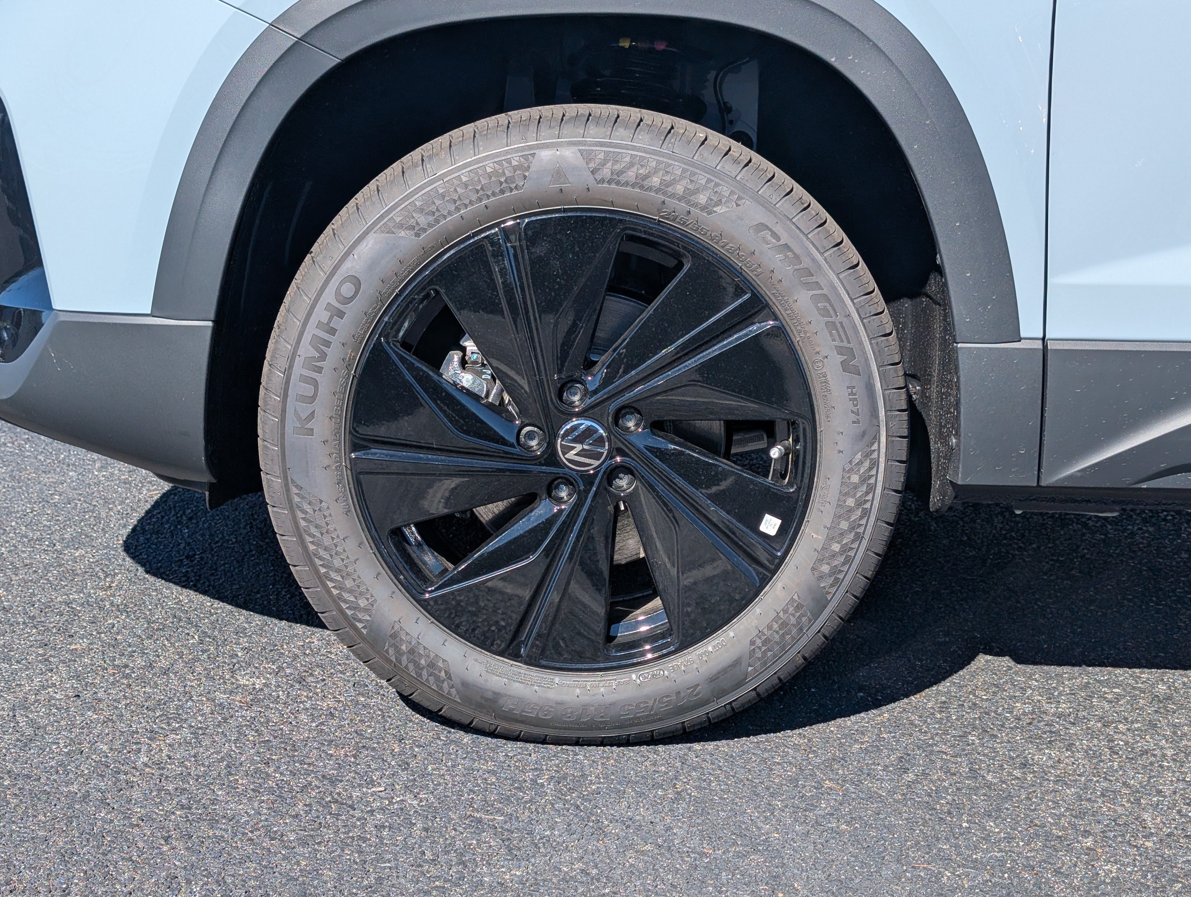 New 2027 Volkswagen Taos Sport AWD/4WD image 6