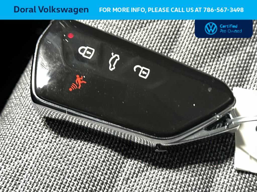 Used 2025 Volkswagen Tiguan S w/ 18" Wheel Package FWD image 28