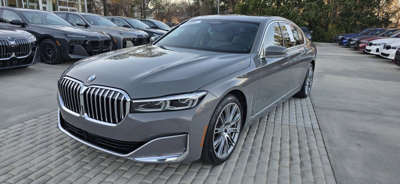 Used 2021 BMW 750i xDrive w/ Executive Package image 10