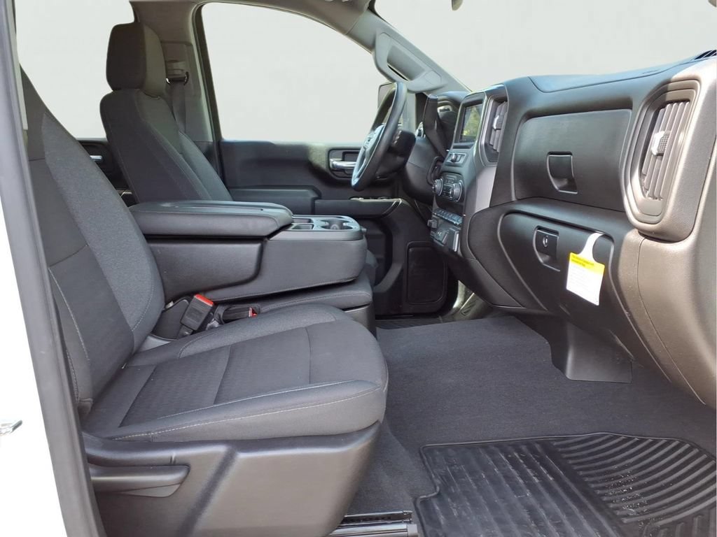 Certified 2025 Chevrolet Silverado 2500 Custom w/ Custom Value Package AWD/4WD image 34
