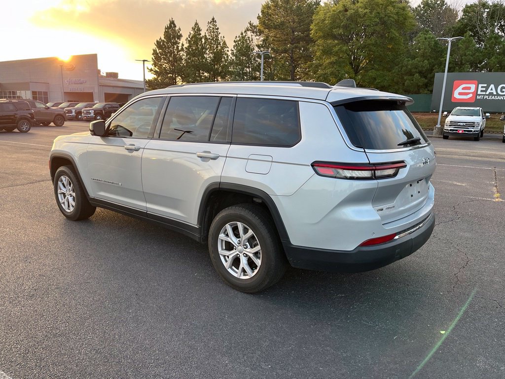 Used 2022 Jeep Grand Cherokee L Limited w/ Luxury Tech Group II AWD/4WD image 17