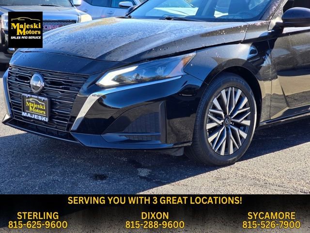 Used 2024 Nissan Altima 2.5 SV image 18