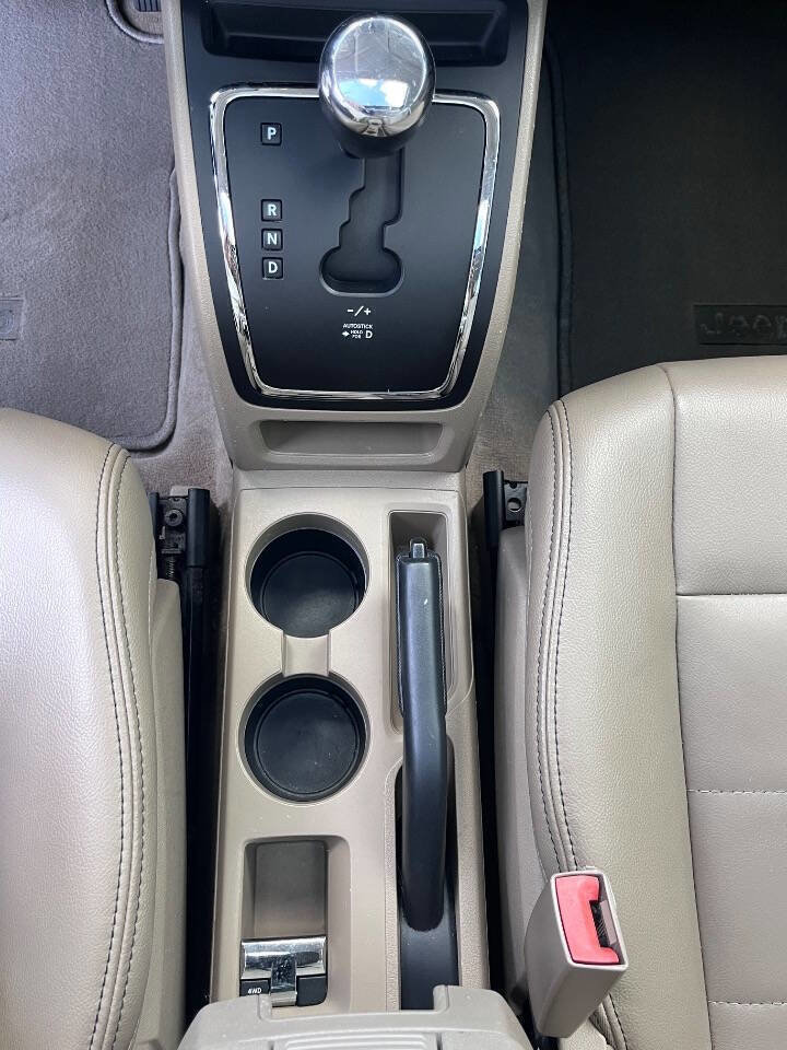 Used 2015 Jeep Patriot High Altitude AWD/4WD image 31