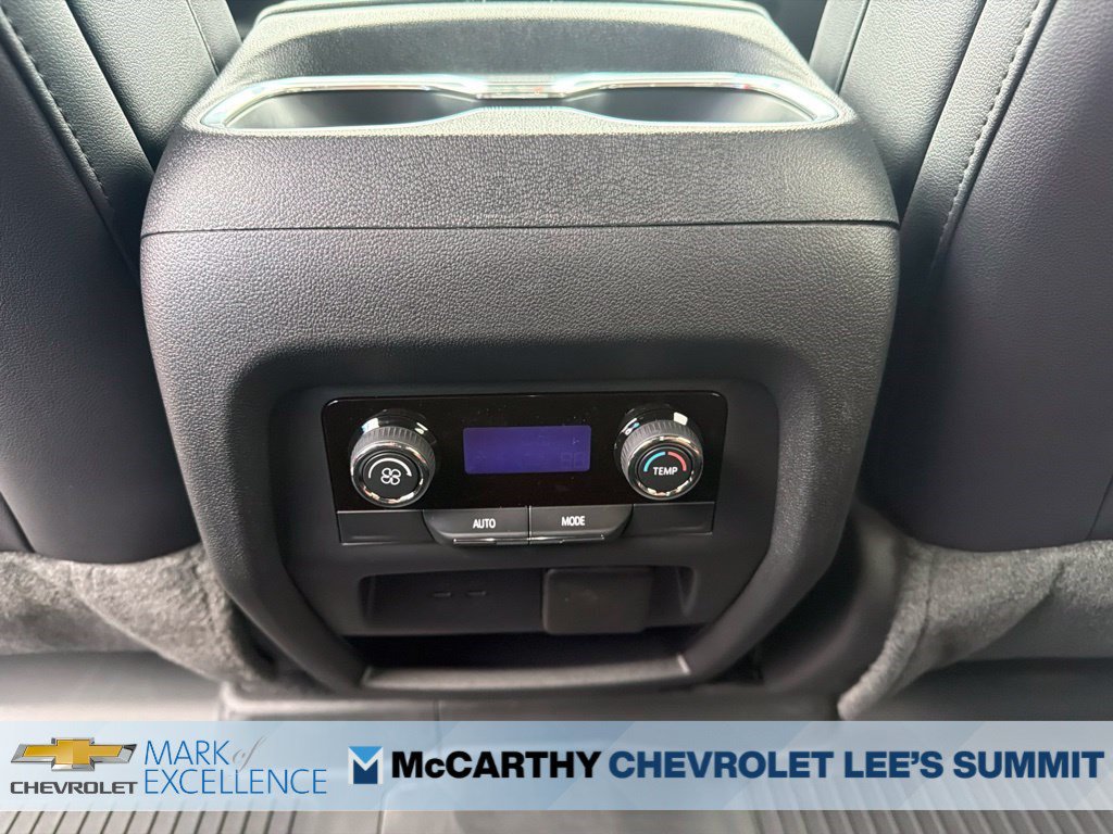 New 2027 Chevrolet Traverse Z71 w/ Enhanced Driving Package AWD/4WD image 18