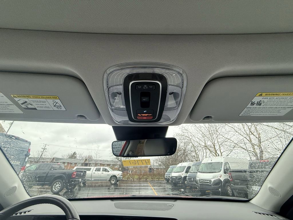 Used 2024 Hyundai Kona Limited image 29