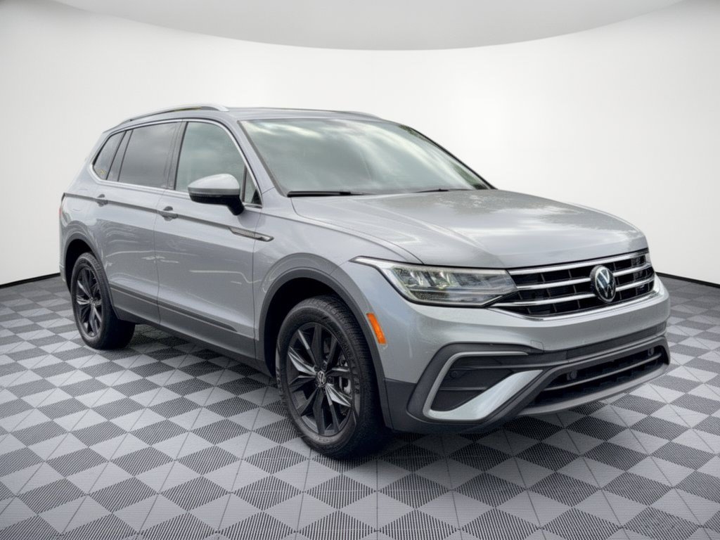 Used 2024 Volkswagen Tiguan SE FWD image 7