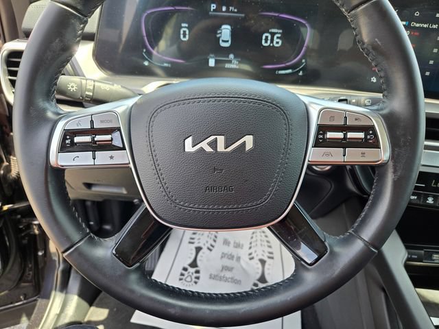 Used 2025 Kia Telluride LX FWD image 22