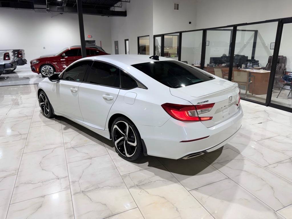 Used 2021 Honda Accord Sport image 10