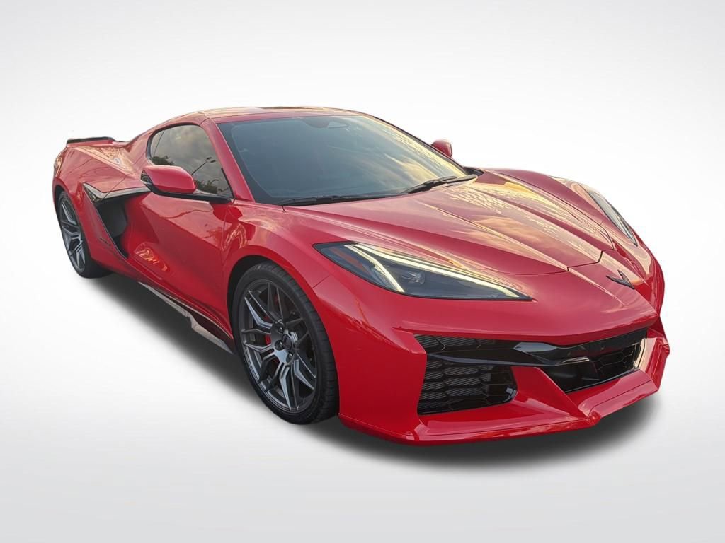 Used 2024 Chevrolet Corvette Z06 image 2