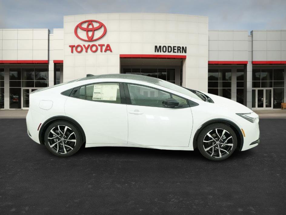 New 2026 Toyota Prius Plug-In Hybrid image 26