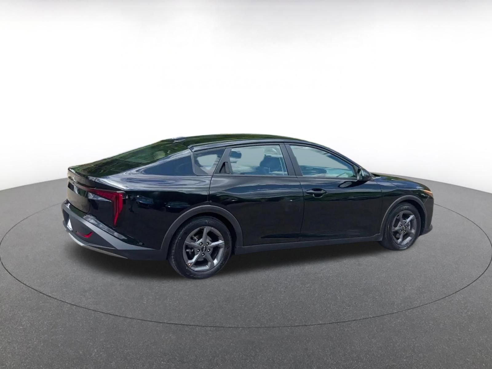 Used 2025 Kia K4 FWD image 14
