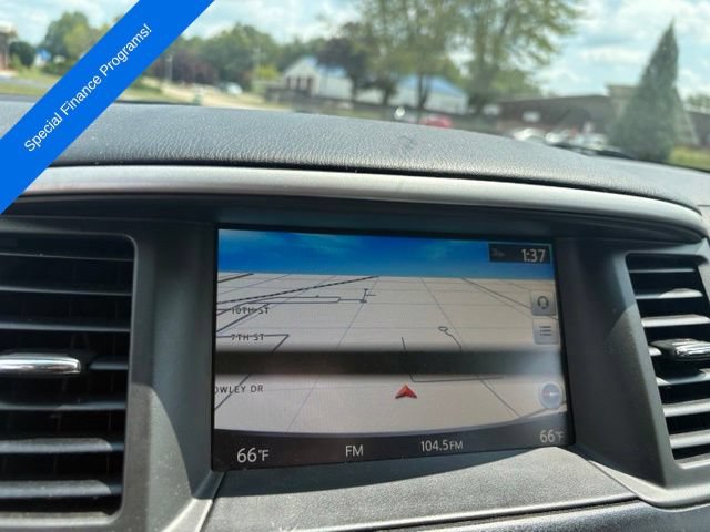 Used 2019 Nissan Pathfinder SL AWD/4WD image 20