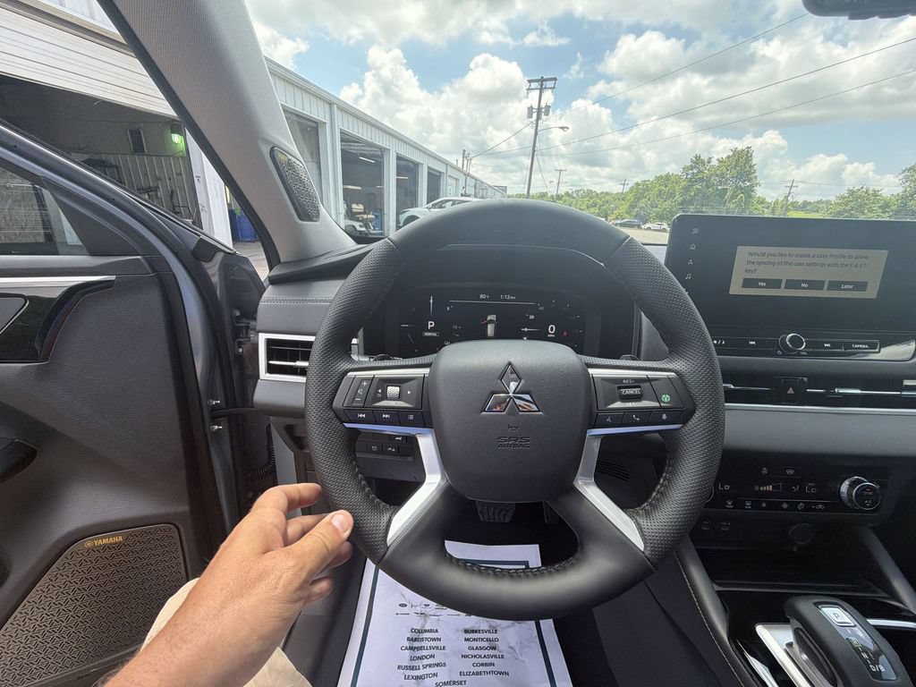 New 2026 Mitsubishi Outlander SE AWD/4WD image 14