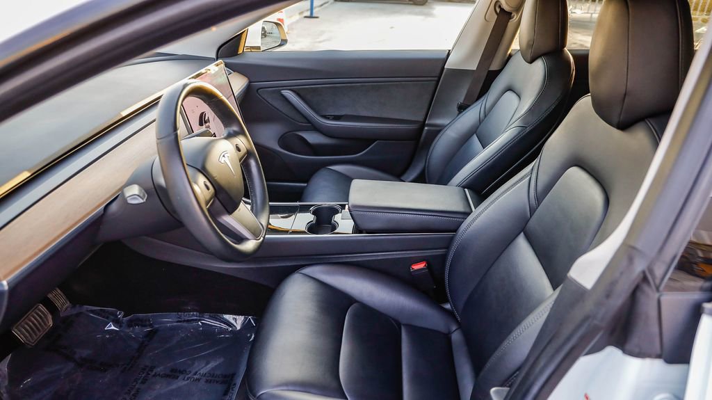 Used 2018 Tesla Model 3 image 18