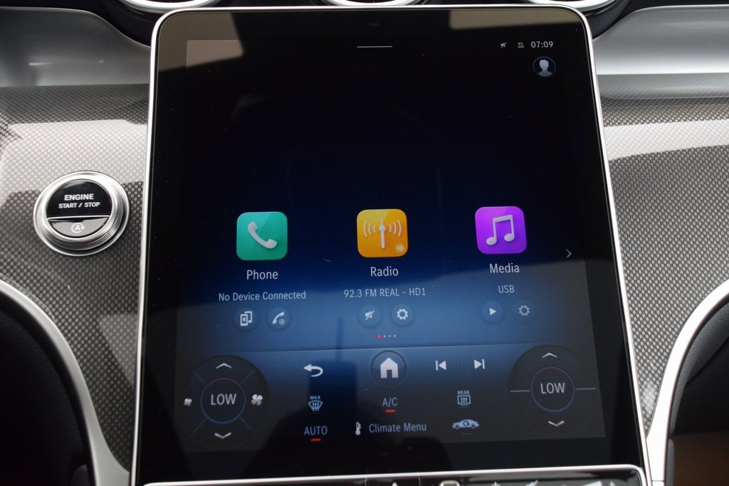 New 2025 Mercedes-Benz GLC 43 AMG 4MATIC image 22