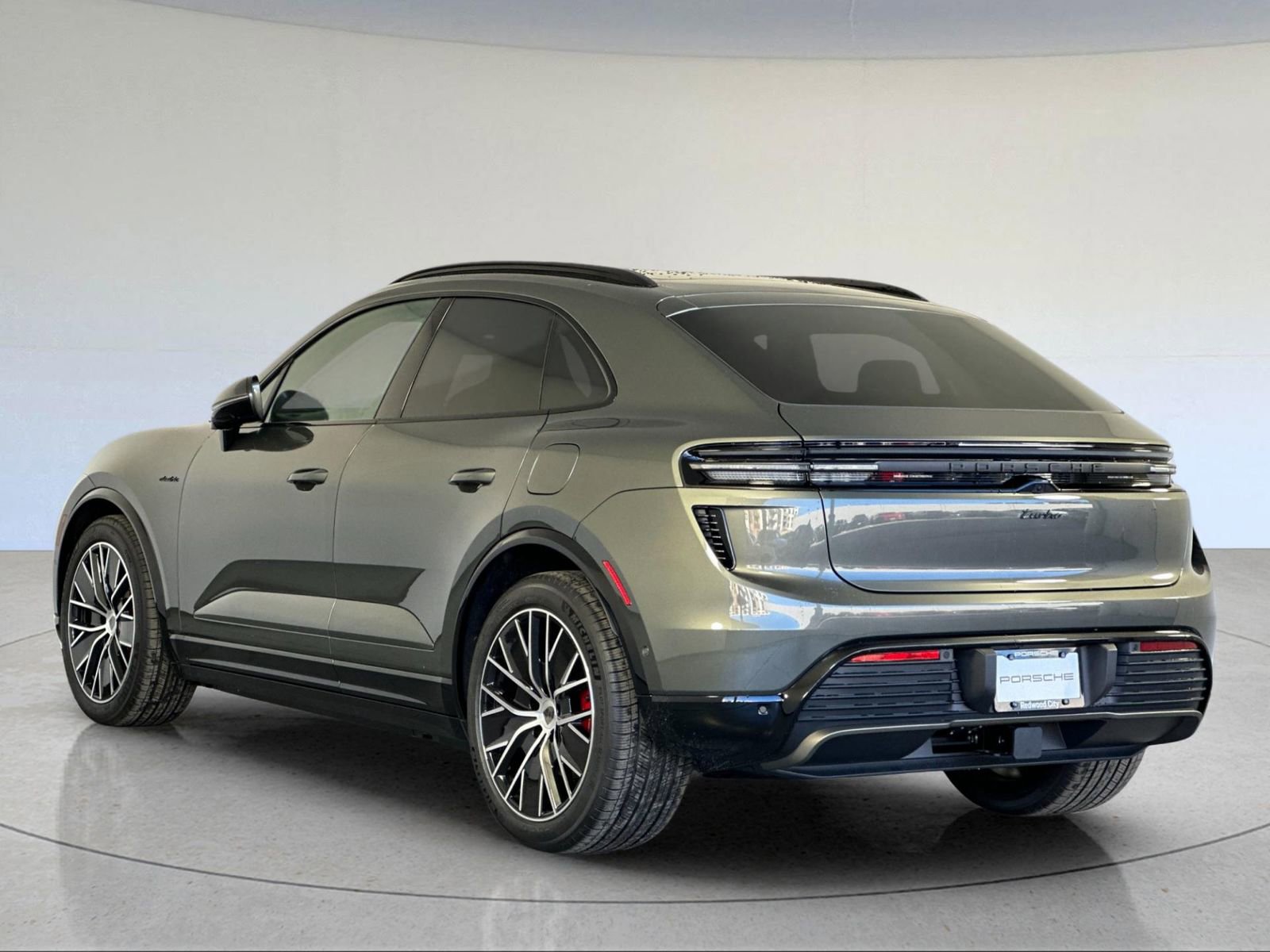 New 2025 Porsche Macan Turbo Electric image 3