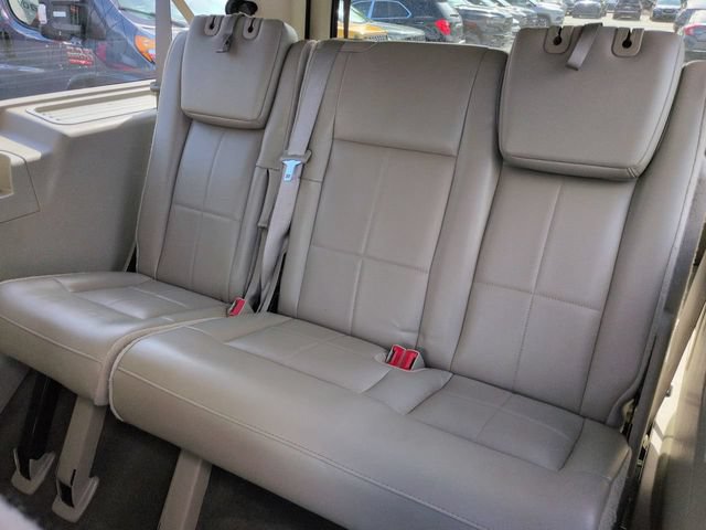 Used 2013 Lincoln Navigator L 2WD image 16
