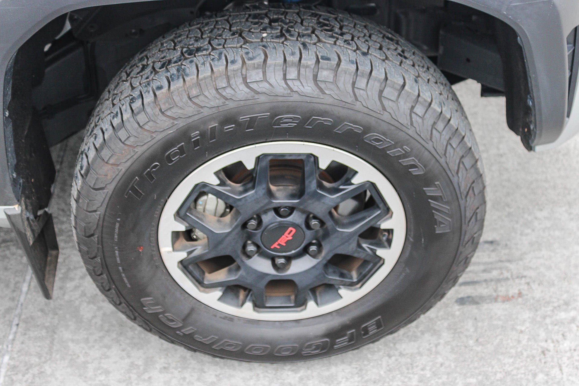 Used 2024 Toyota Tacoma TRD Off-Road image 11
