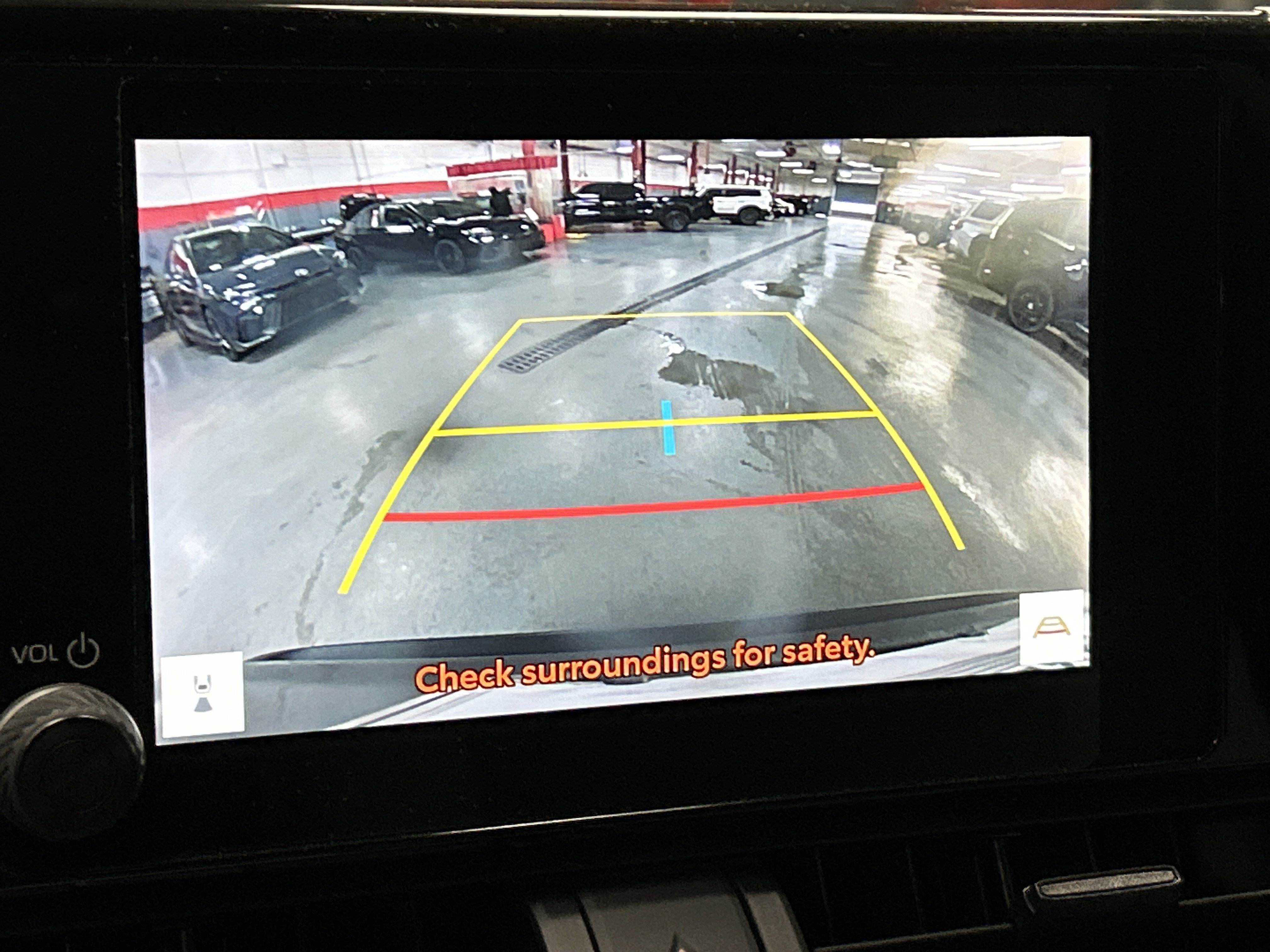 Used 2025 Toyota RAV4 XLE FWD image 25