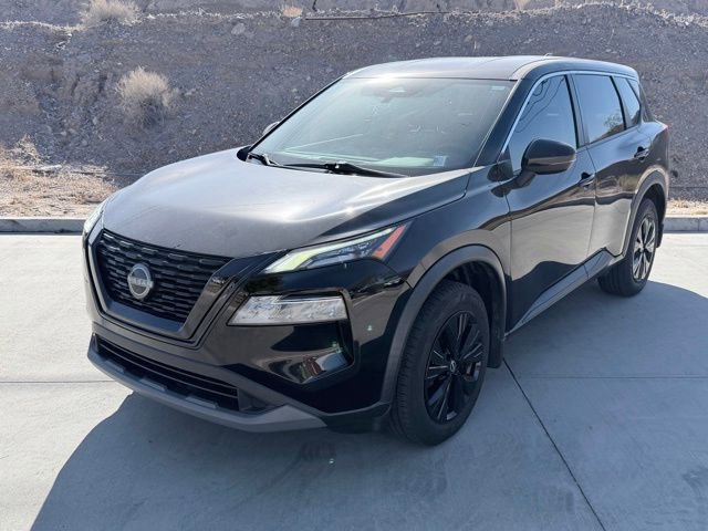 Used 2022 Nissan Rogue SV