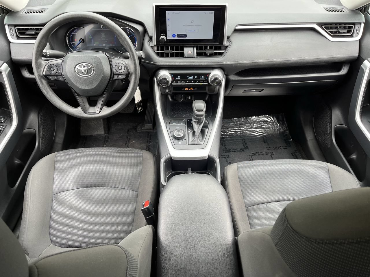 Used 2025 Toyota RAV4 LE AWD/4WD image 9
