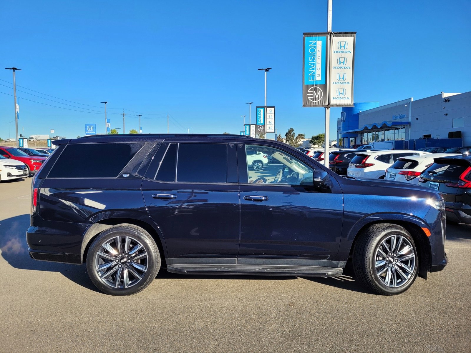 Used 2021 Cadillac Escalade Sport Platinum image 4