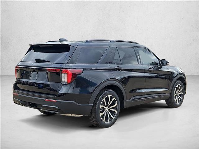 New 2026 Ford Explorer ST-Line image 2