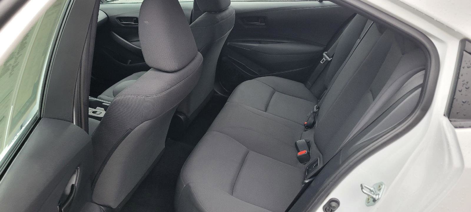 Used 2024 Toyota Corolla LE image 6