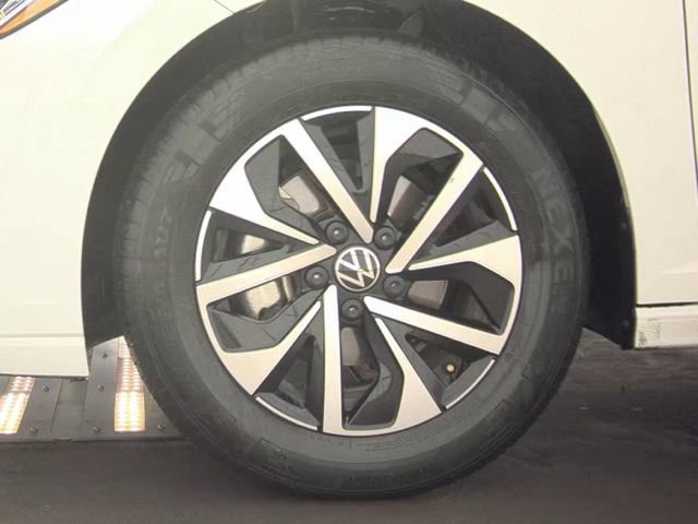 Used 2025 Volkswagen Jetta S FWD image 21