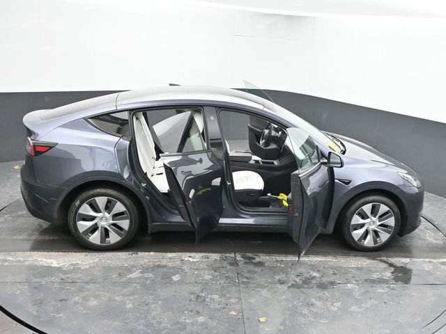 Used 2023 Tesla Model Y Long Range image 65
