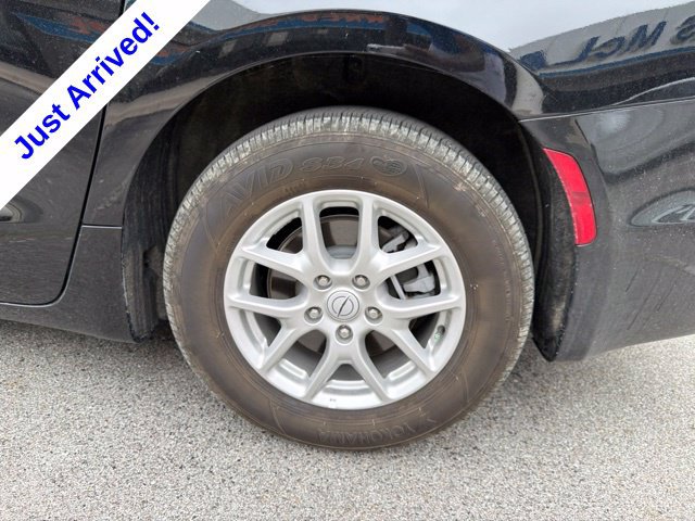 Used 2026 Chrysler Pacifica Select FWD image 11