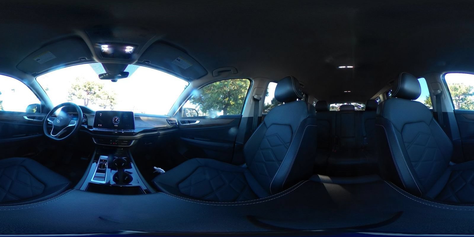 Used 2025 Volkswagen Atlas SE AWD/4WD image 42