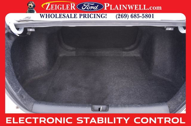 Used 2021 Honda Insight Touring image 10