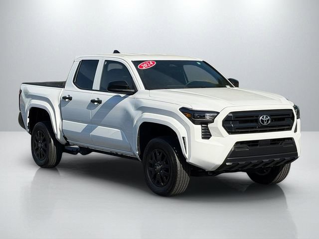Used 2024 Toyota Tacoma SR AWD/4WD image 2