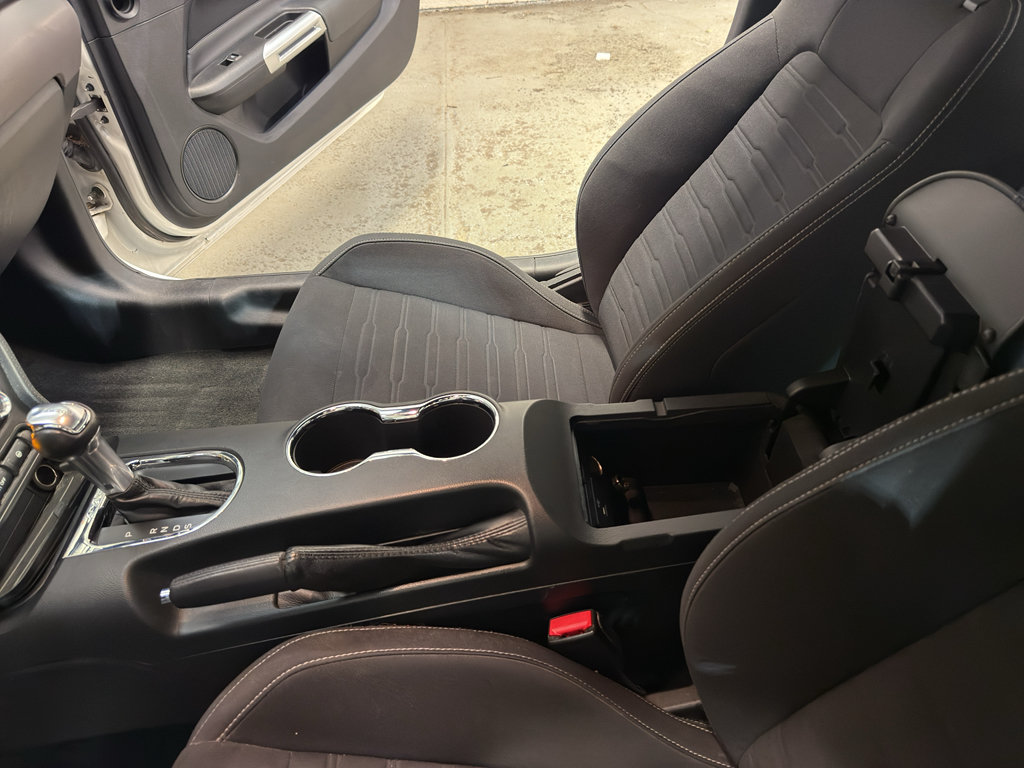 Used 2017 Ford Mustang Coupe RWD image 20