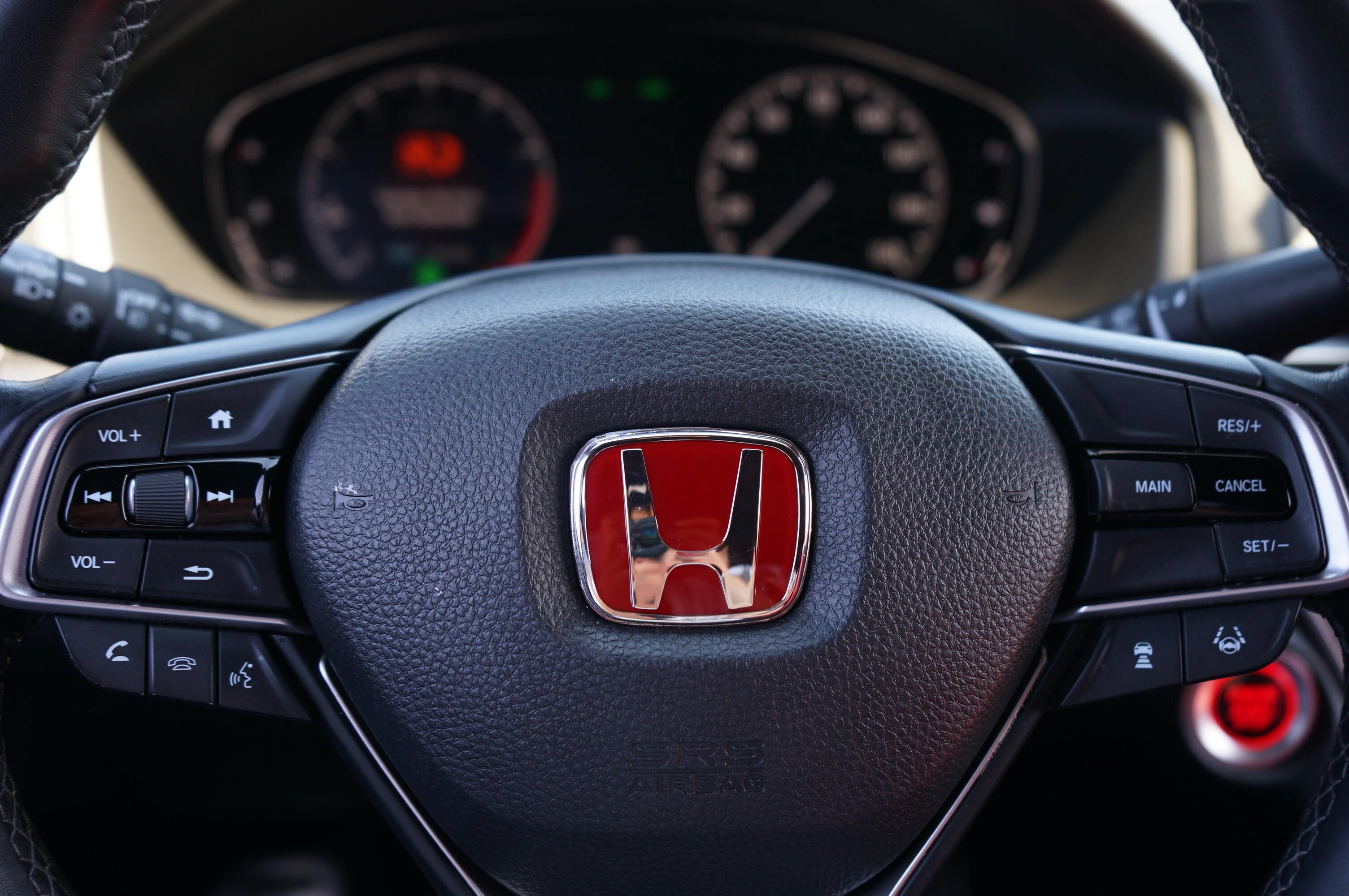 Used 2019 Honda Accord Sport image 11
