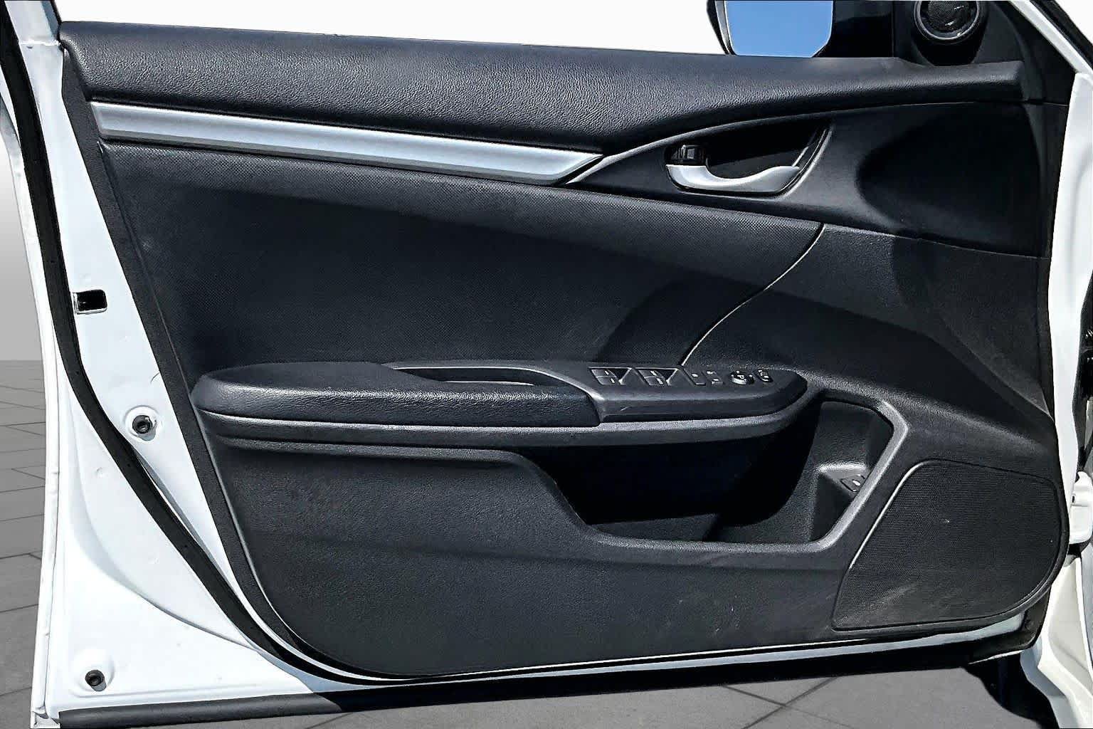 Used 2019 Honda Civic Sport image 21