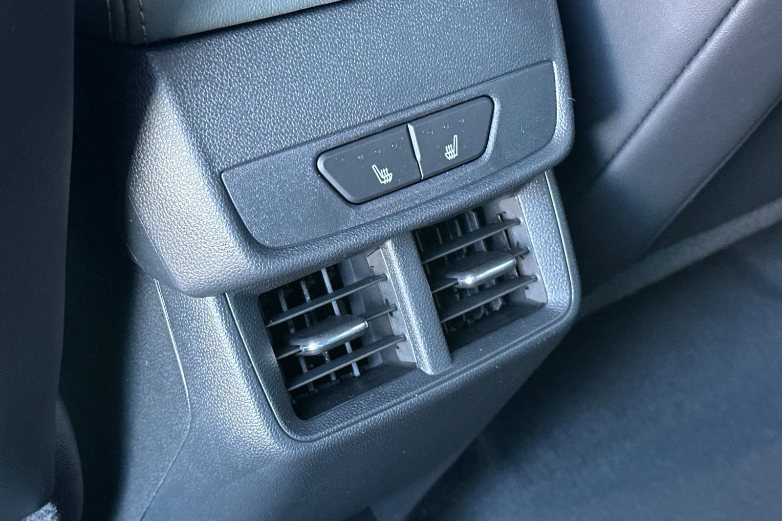 New 2026 GMC Terrain AT4 w/ Convenience Package III image 13