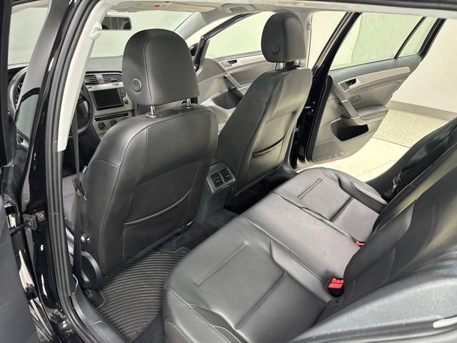 Used 2016 Volkswagen Golf S FWD image 24