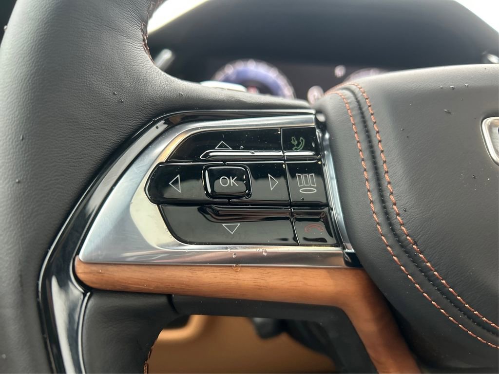 New 2025 Jeep Grand Cherokee Summit image 36