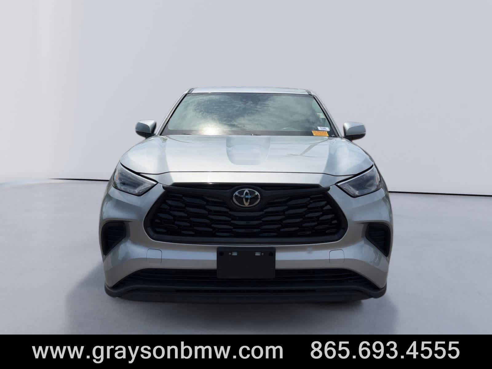 Used 2023 Toyota Highlander L FWD image 8