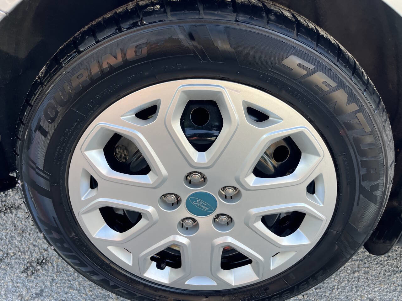 Used 2012 Ford Focus SE image 30